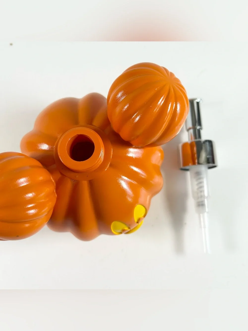 Jay Franco Disney Mickey Mouse Halloween Pumpkin Lotion Soap Dispenser
